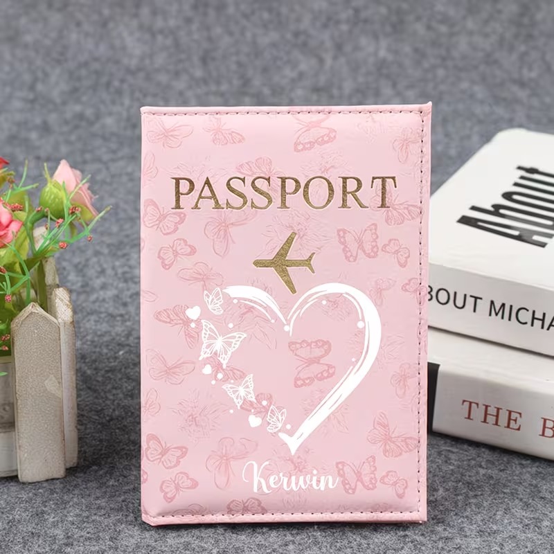 Custom Passport Holder with a  - огляд і ціна Travel Organizer Men