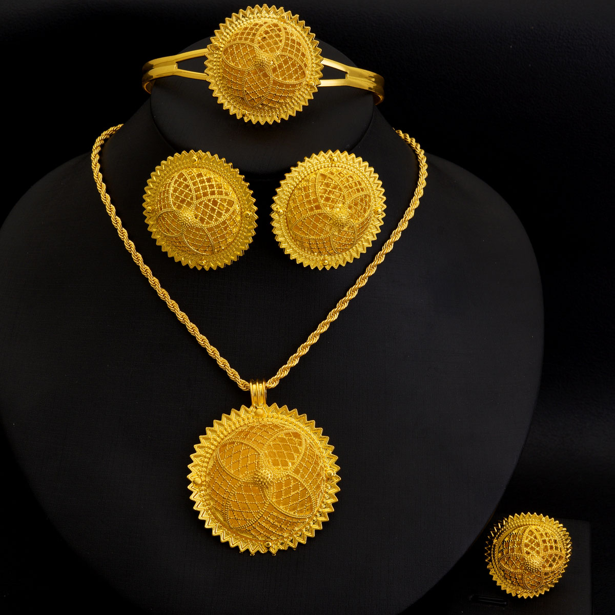 Africa Dubai Golden Color Jewe - огляд і ціна Men'S Accessories Dubai