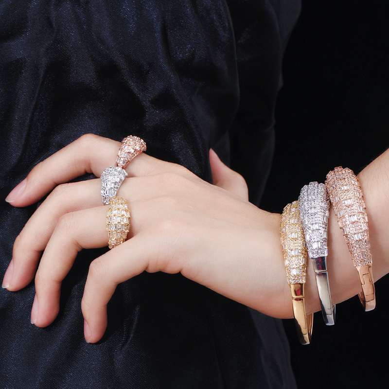 Pera Luxury Dubai Gold Color S - огляд і ціна Men'S Accessories Dubai
